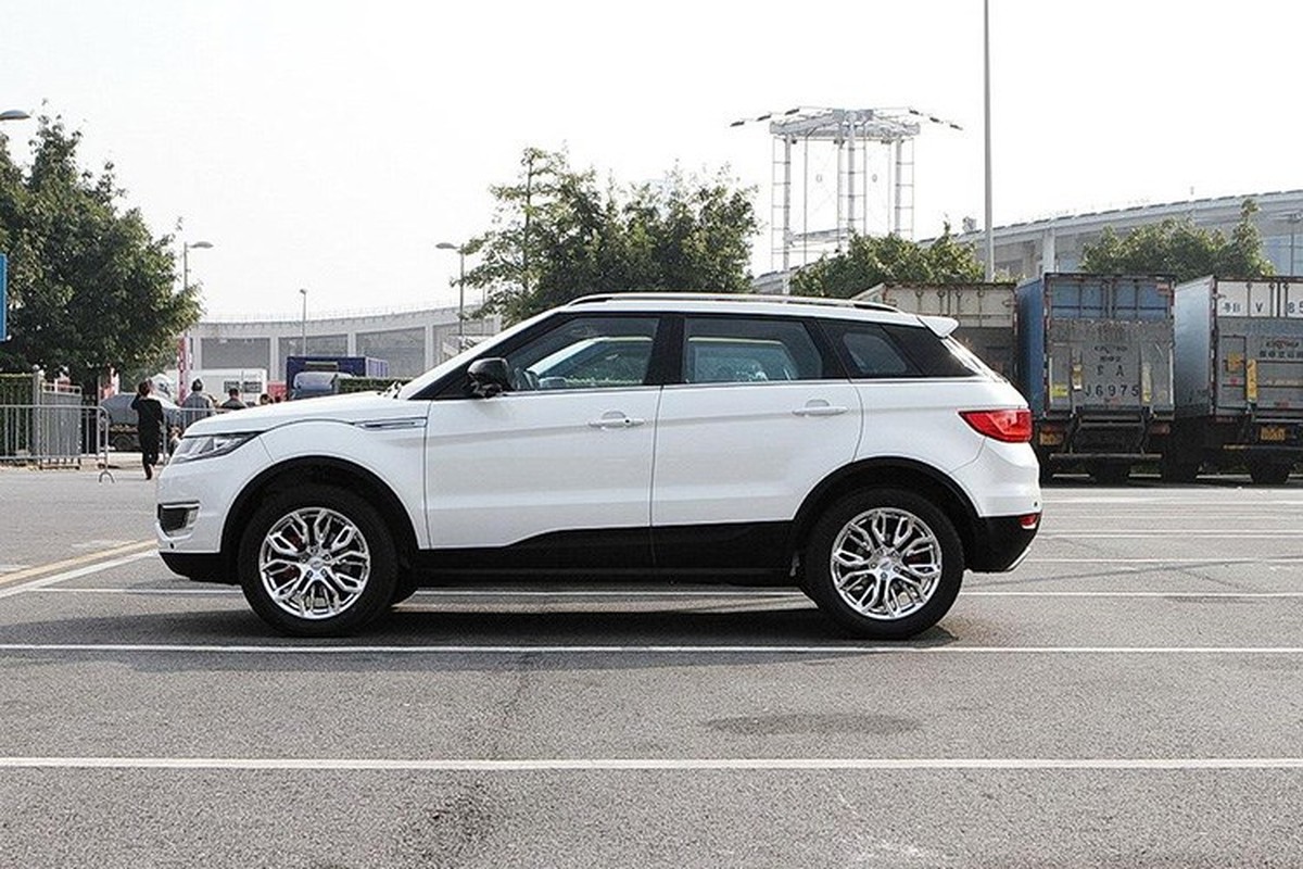 Range Rover Evoque &quot;Tau nhai&quot; gia 420 trieu chay hang-Hinh-2